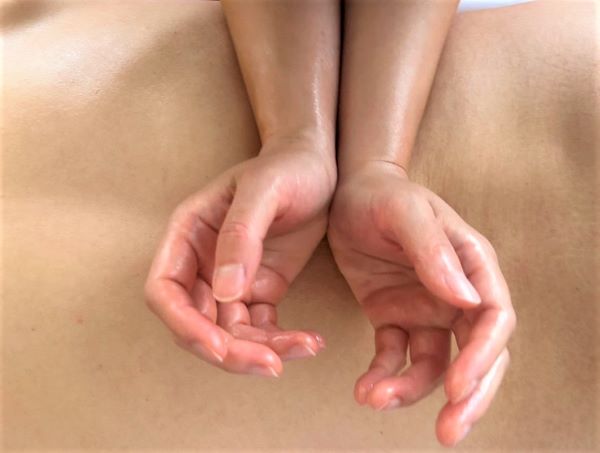Lomi Lomi Seitai Massage